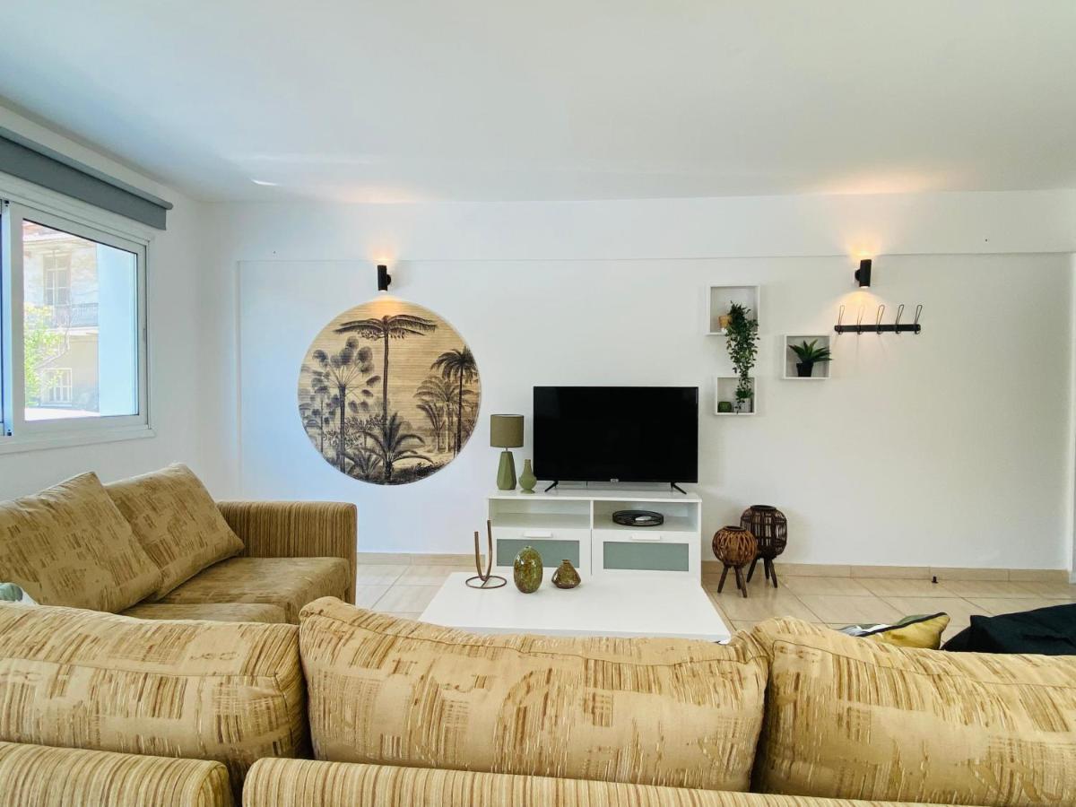 Serena'S 2-Br Apartment In Larnaca Exteriör bild