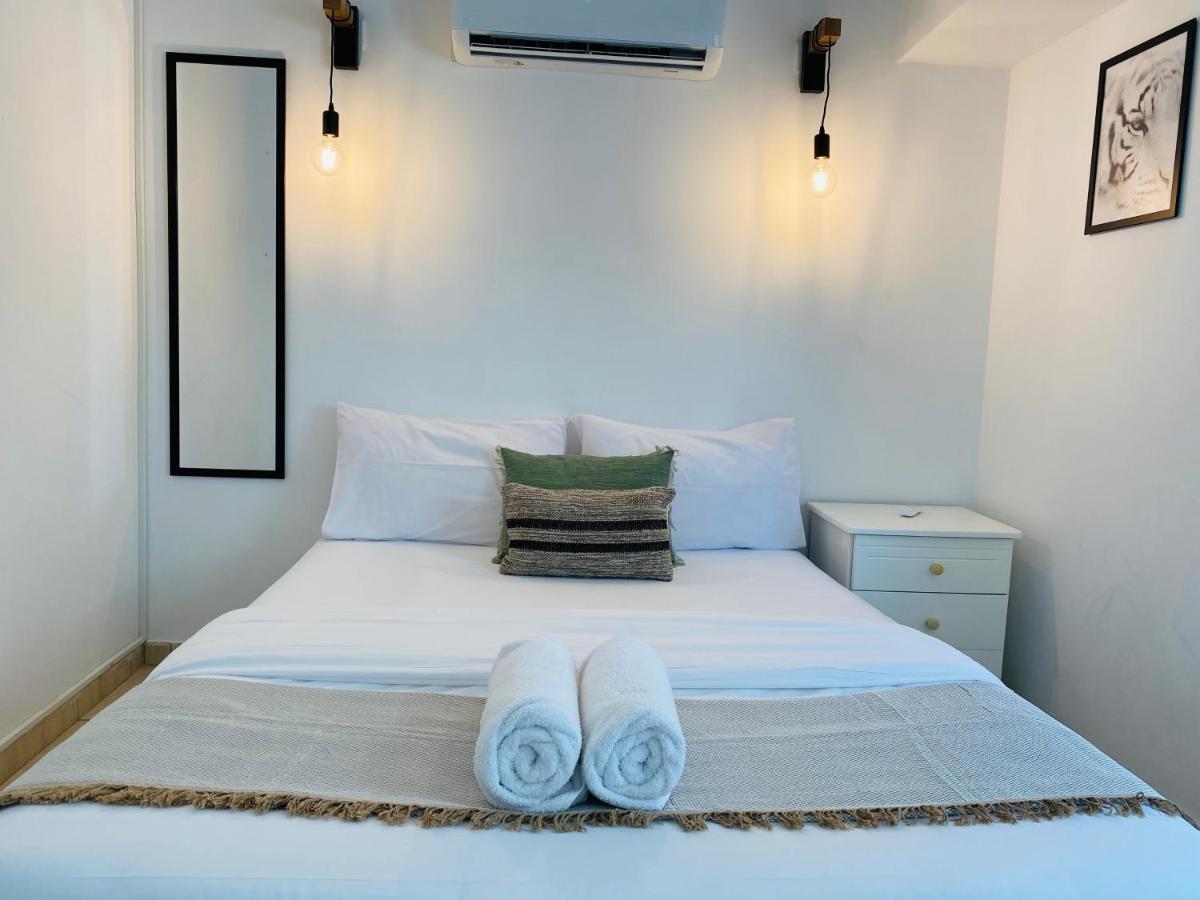 Serena'S 2-Br Apartment In Larnaca Exteriör bild